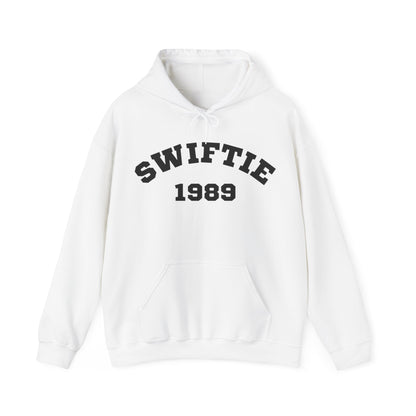 Swiftie Est. 1989" Unisex Heavy Blend™ Hooded Sweatshirt